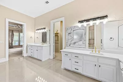 5601 S Woodcreek Circle, McKinney, TX 75071 - Photo 14