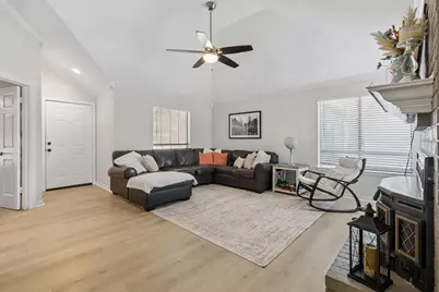 7808 Cornell Drive, Rowlett, TX 75088 - Photo 4