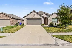 1817 Elderberry St, Royse City, TX 75189 - Photo 2
