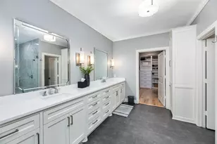 8715 Forest Hills Blvd, Dallas, TX 75218 - Photo 18
