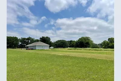 1581 County Road 1079, Greenville, TX 75401 - Photo 32