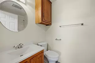 400 E Murdock St, Collinsville, TX 76233 - Photo 22