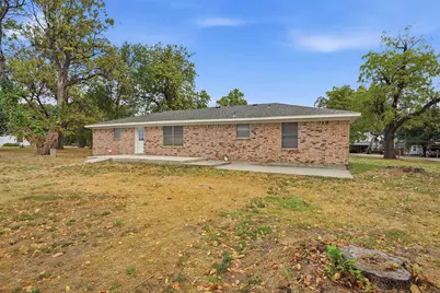 400 E Murdock Street, Collinsville, TX 76233 - Photo 26