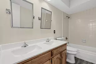 2120 Springwood, Carrollton, TX 75006 - Photo 18