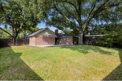 2120 Springwood, Carrollton, TX 75006 - Photo 24
