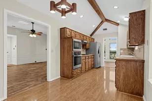 2120 Springwood, Carrollton, TX 75006 - Photo 10
