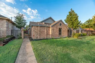 2525 W Oakdale Rd, Irving, TX 75060 - Photo 2