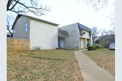 1913 Kingswood Court, Denton, TX 76205 - Photo 1
