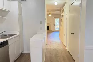 1913 Kingswood Ct, Denton, TX 76205 - Photo 6