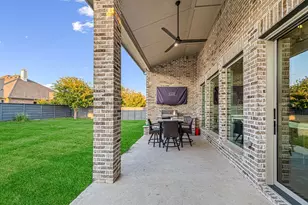 829 Boardwalk Wy, Little Elm, TX 76227 - Photo 28