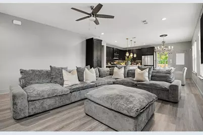 511 Woodbine Avenue, Dallas, TX 75203 - Photo 2