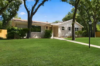 508 Oak Park Drive, Hurst, TX 76053 - Photo 2