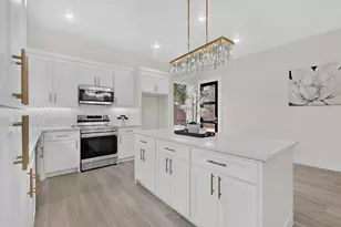 1717 Pear St, Dallas, TX 75215 - Photo 10
