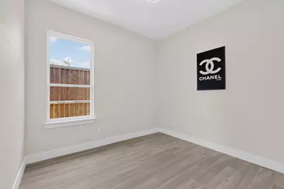 1717 Pear Street, Dallas, TX 75215 - Photo 26