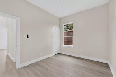 1717 Pear Street, Dallas, TX 75215 - Photo 24