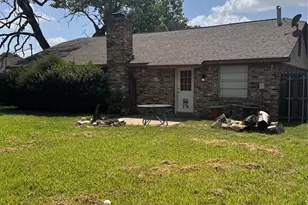 1928 Hurstview Dr, Hurst, TX 76054 - Photo 22