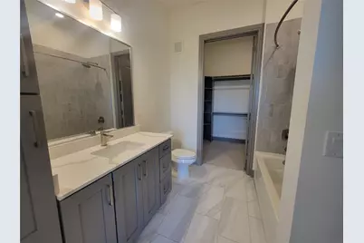 2700 Old Denton Road #1032, Carrollton, TX 75007 - Photo 14