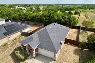 1408 Evergreen St, Royse City, TX 75189 - Photo 4