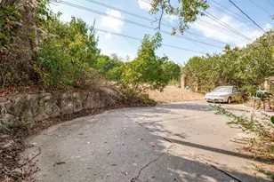 1901 Wedgewood Dr, Grand Prairie, TX 75050 - Photo 22