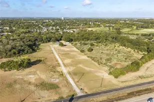 1207 N Interstate Hwy 45, Ennis, TX 75119 - Photo 10