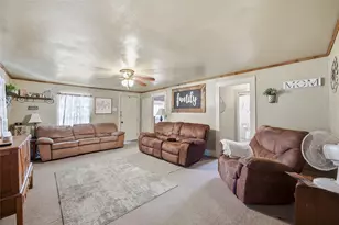 1207 N Interstate Hwy 45, Ennis, TX 75119 - Photo 16