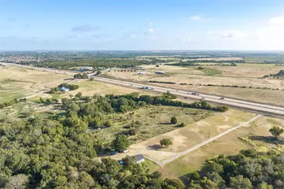 1207 N Interstate Highway 45, Ennis, TX 75119 - Photo 2