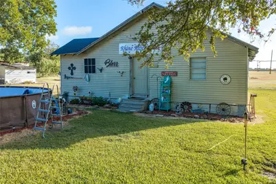 1207 N Interstate Highway 45, Ennis, TX 75119 - Photo 34