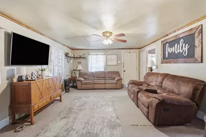 1207 N Interstate Highway 45, Ennis, TX 75119 - Photo 18