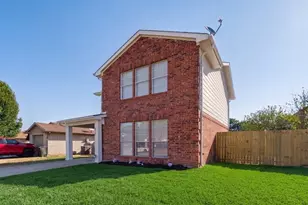 7217 Autumn Glen Dr, Forest Hill, TX 76140 - Photo 2