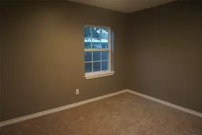 127 E Hull Street, Denison, TX 75021 - Photo 16