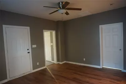 127 E Hull Street, Denison, TX 75021 - Photo 20