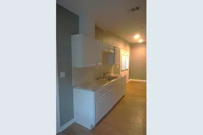 127 E Hull Street, Denison, TX 75021 - Photo 10