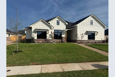 10205 Charmwood Drive, Waco, TX 76712 - Photo 2