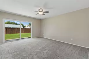 2023 Inverness Dr, Carrollton, TX 75007 - Photo 22