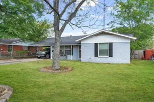 1412 Arlington Dr, Corsicana, TX 75110 - Photo 2