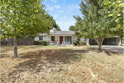 142 Iowa Place, Van, TX 75790 - Photo 2