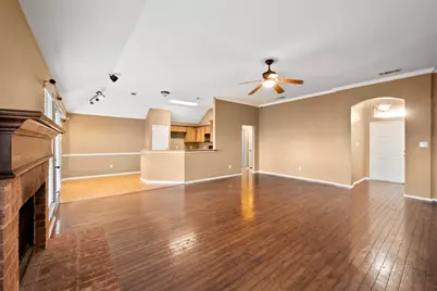 309 Shane Lane, Burleson, TX 76028 - Photo 10