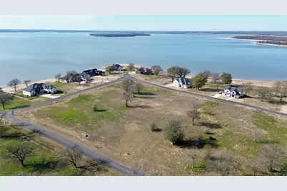 317 Cedar Creek Landing Lane, Mabank, TX 75143 - Photo 4