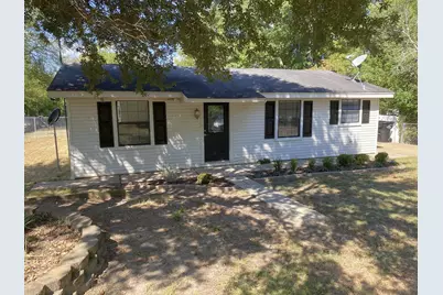 1411 Aars Street, Longview, TX 75601 - Photo 2