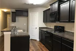 769 River Hill Ln, Fort Worth, TX 76114 - Photo 6