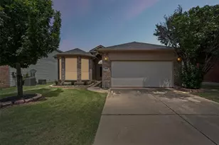 14208 Tijuana Trail, Fort Worth, TX 76052 - Photo 2