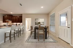18 Auburn Dr, Edgecliff Village, TX 76134 - Photo 8