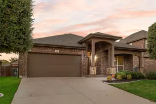 18 Auburn Dr, Edgecliff Village, TX 76134 - Photo 1