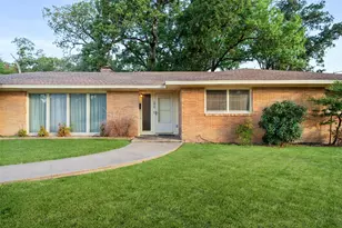 1412 Oaklawn Dr, Corsicana, TX 75110 - Photo 2