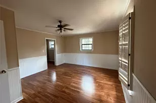 307 Mission St, Glen Rose, TX 76043 - Photo 16