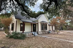307 Mission St, Glen Rose, TX 76043 - Photo 4