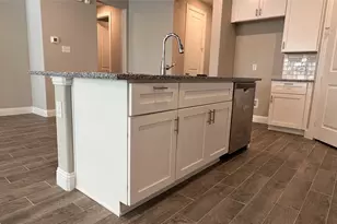 905 Suma Dr, Euless, TX 76040 - Photo 4