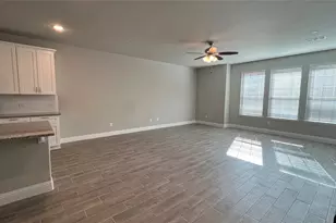 905 Suma Dr, Euless, TX 76040 - Photo 6