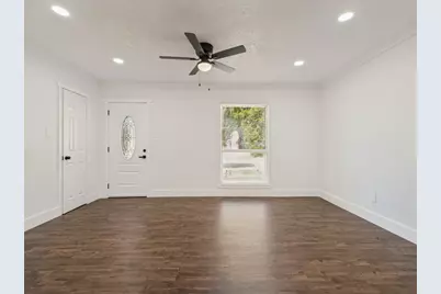 1528 Priscilla Lane, Irving, TX 75061 - Photo 2