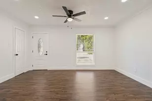 1528 Priscilla Ln, Irving, TX 75061 - Photo 2